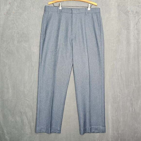 VINTAGE Levi's Pants Men's 36" Grey Action Slacks Polyester Straight Pants A3-27 - Picture 1 of 5